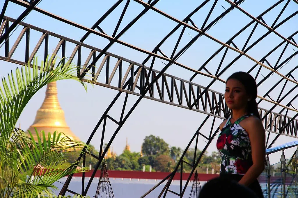 Yangon International Hotel