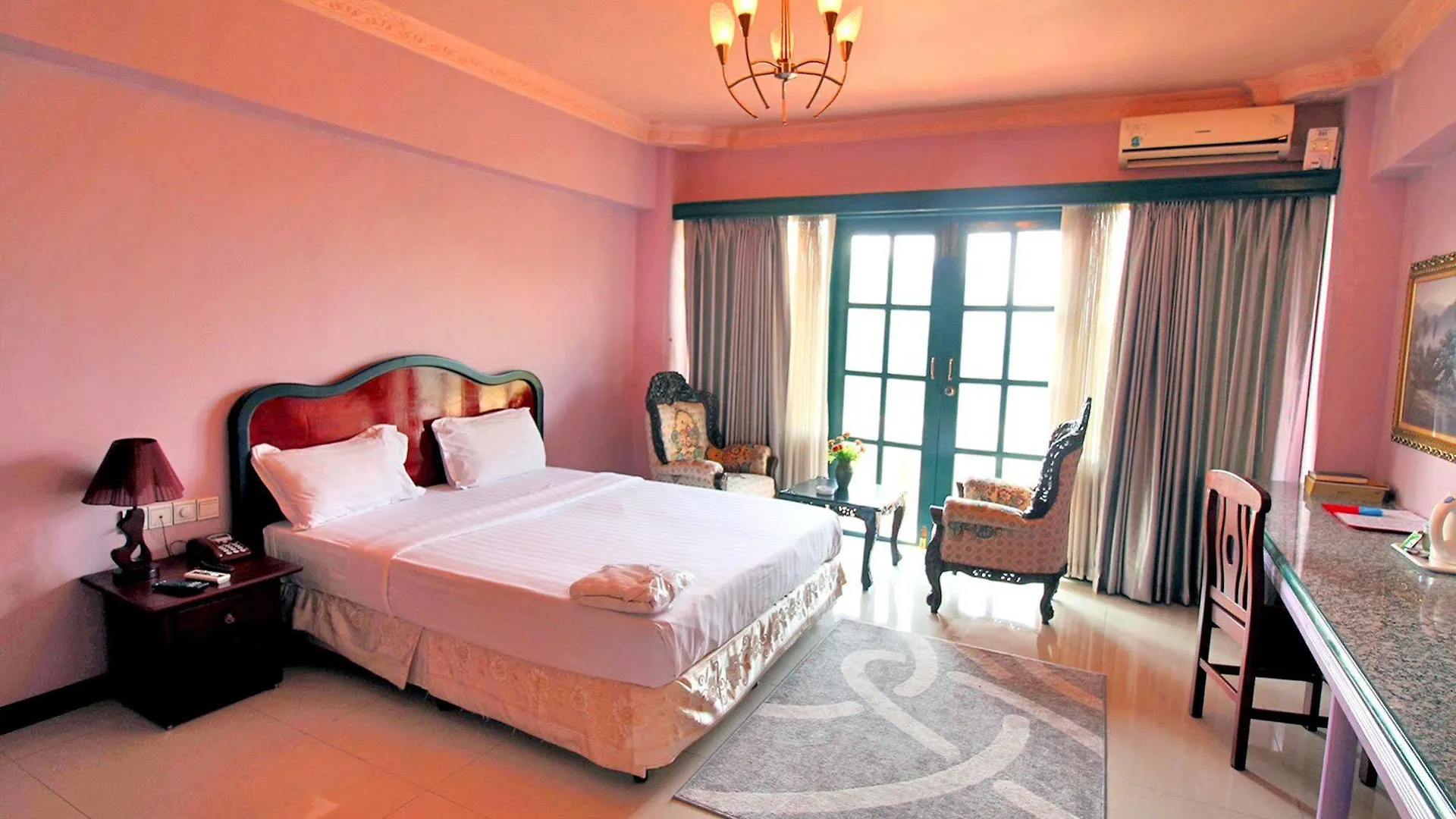 Yangon International Hotel